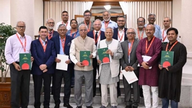 ‘সকলে নারীকে মানুষ হিসেবে চিনবে, জানবে ও সম্মান করবে’ : সংস্কার কমিশনে প্রত্যাশা