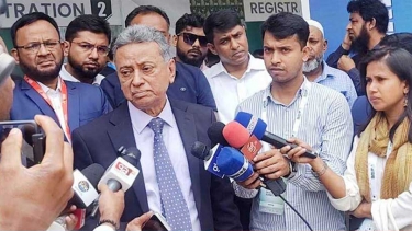 নির্বাচিত সরকারেই বিনিয়োগকারীদের বেশি কনফিডেন্স: আমীর খসরু