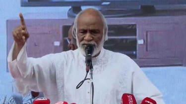 অন্তর্বর্তী সরকারকে সহযোগিতা দিচ্ছি, দেবো: ড. মঈন খান