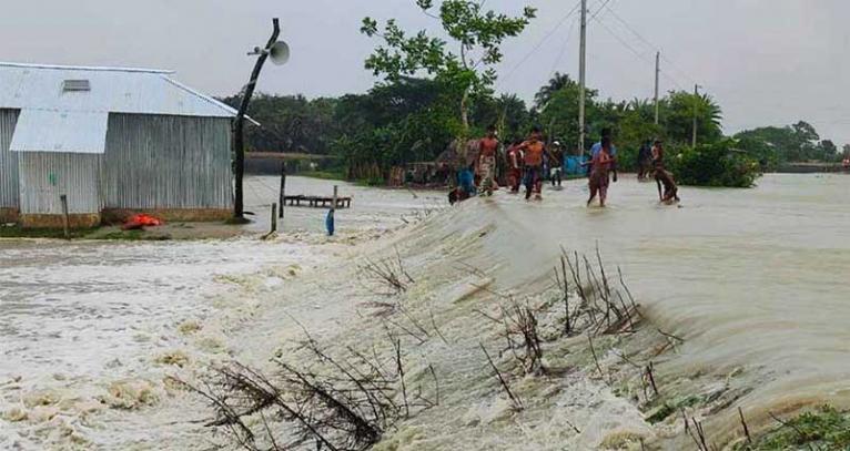 ১৬ জেলায় জলোচ্ছ্বাসের শঙ্কা, সতর্ক সংকেত