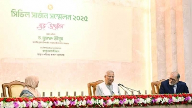 পরিবর্তনের মানসিকতা নিয়ে চিকিৎসা সেবায় আত্মনিয়োগ করুন: চিকিৎসকদের প্রধান উপদেষ্টা