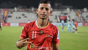 ফাহিমের জোড়া গোলে আবারও আবাহনীকে হারাল বসুন্ধরা