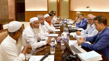 দ্রুত সংস্কার শেষ করে ডিসেম্বরের মধ্যে নির্বাচন চায় ১২ দলীয় জোট