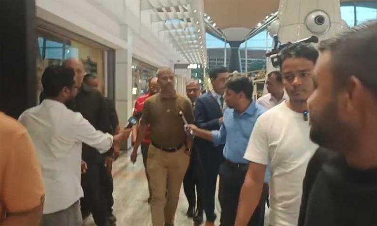 শ্রমবাজার নিয়ে আলোচনা করতে মালয়েশিয়ায় আসিফ নজরুল