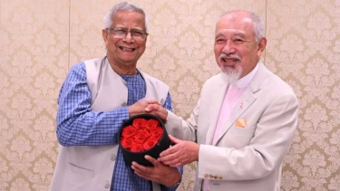 ড. ইউনূসের সঙ্গে নিপ্পন ফাউন্ডেশন প্রধানের সাক্ষাৎ