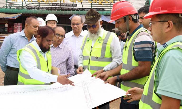 ঢাকা-আশুলিয়া এলিভেটেড এক্সপ্রেসওয়ে প্রকল্প পরিদর্শন করলেন সচিব