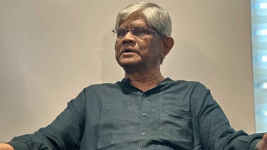 টাকা ছাপিয়ে বাজেট বাস্তবায়ন করব না: অর্থ উপদেষ্টা