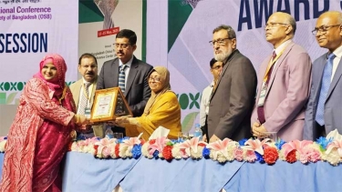 চিকিৎসা সেবায় অব্যবস্থাপনা নিয়ে ক্ষুব্ধ স্বাস্থ্য উপদেষ্টা
