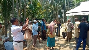 জামালপুরে মসজিদ সংস্কারের সরকারি বরাদ্দ নিয়ে একই গ্রামের দুই সমাজের মধ্যে দ্বন্দ্ব