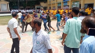 জামালপুরে মে দিবসে শ্রমিকদের দুগ্রুপের মারামারি আহত-৪