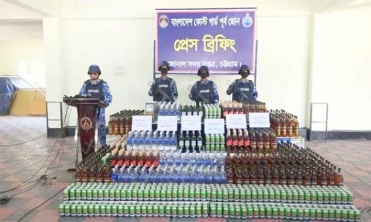 চট্টগ্রামে সোয়া ৪ কোটি টাকার মদ ও বিয়ার উদ্ধার