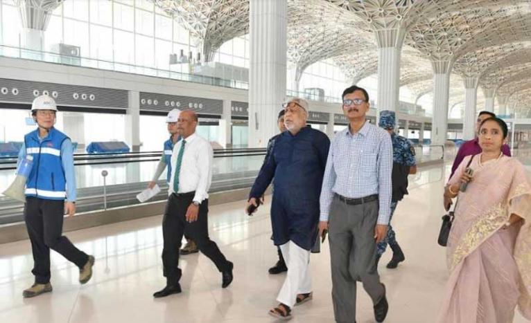 শাহজালাল বিমানবন্দরের তৃতীয় টার্মিনালের অগ্রগতি পরিদর্শন তিন উপদেষ্টার