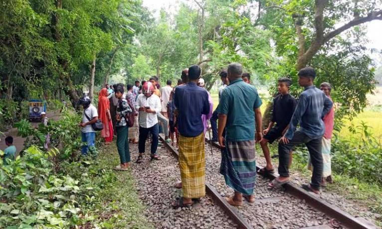 জামালপুরে ট্রেনে কেটে অজ্ঞাত ব্যক্তির মৃত্যু