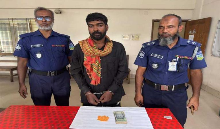 জামালপুরে চরাঞ্চলের ত্রাস ও ইয়াবা কারবারি সুভাষ গ্রেপ্তার