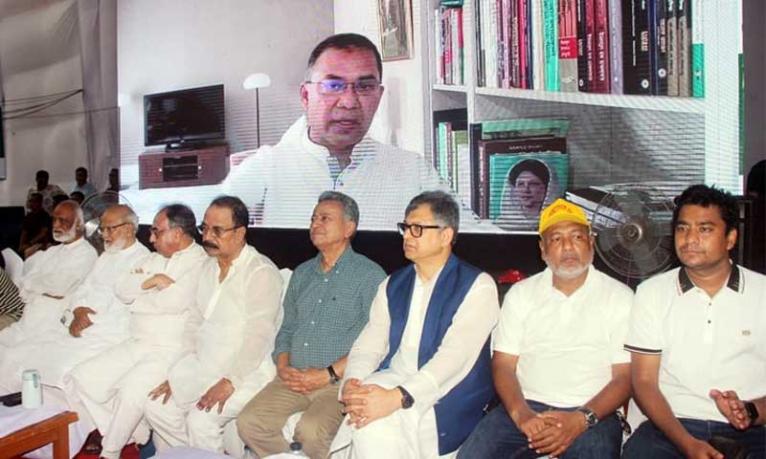 লক্ষ লক্ষ তরুণের স্পষ্ট বার্তা হচ্ছে গণতন্ত্র: আমীর খসরু মাহমুদ চৌধুরী
