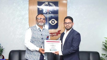 ঢাবি উপাচার্যের সঙ্গে যুক্তরাজ্যের লিসেস্টার বিশ্ববিদ্যালয়ের সহযোগী ডিন-এর সাক্ষাৎ