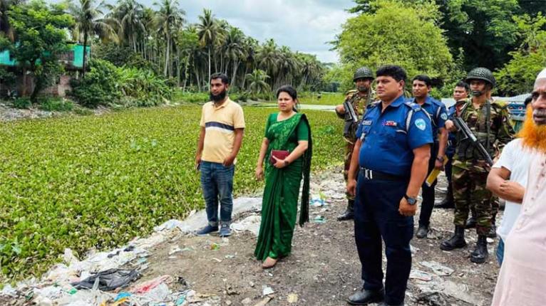জলাবদ্ধতা নিরসনে ডাকাতিয়া নদীর অবৈধ বাঁধ অপসারণ