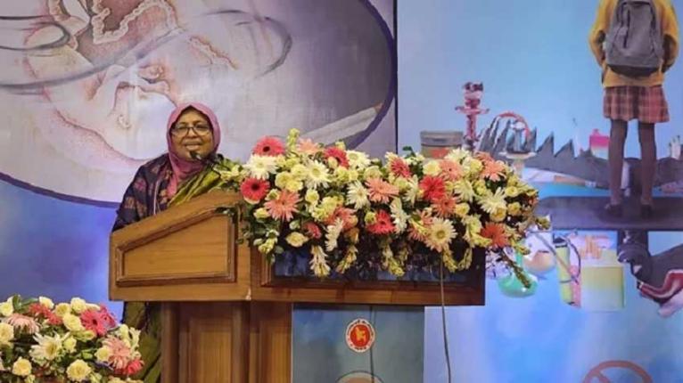 তামাকের বিরুদ্ধে আমাদের সোচ্চার হতে হবে: স্বাস্থ্য উপদেষ্টা
