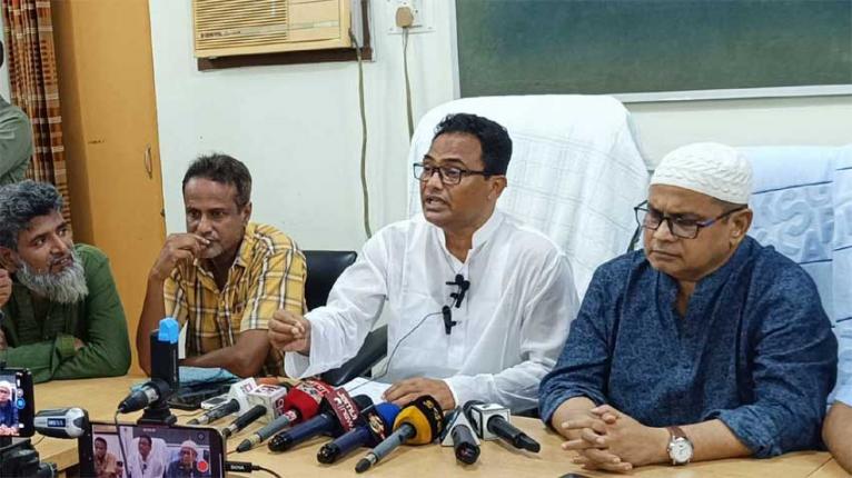 হিলি স্থলবন্দরে অনিয়ম-দুর্নীতির অভিযোগ