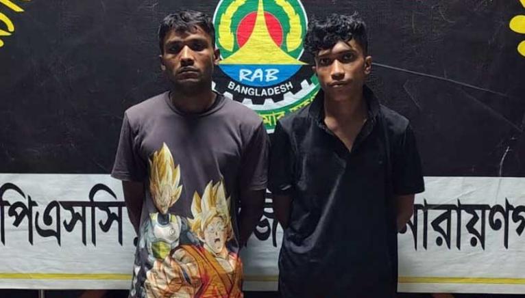 কুমিল্লা থেকে না.গঞ্জে ইয়াবার চালান: দুই যুবক আটক, মোটরসাইকেল জব্দ