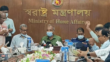 নির্বাচন উপলক্ষ্যে আইনশৃঙ্খলা বাহিনীর প্রস্তুতি রয়েছে বলে জানিয়েছেন স্বরাষ্ট্র উপদেষ্টা