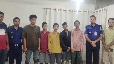 চট্টগ্রামের গহিন জঙ্গল থেকে হাত-পা বাঁধা ৫ উপজাতি তরুণ উদ্ধার