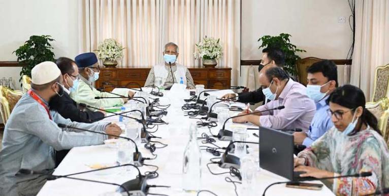 আগামী বছর হজ ব্যবস্থাপনা যেন আরও সুষ্ঠু হয় : প্রধান উপদেষ্টা