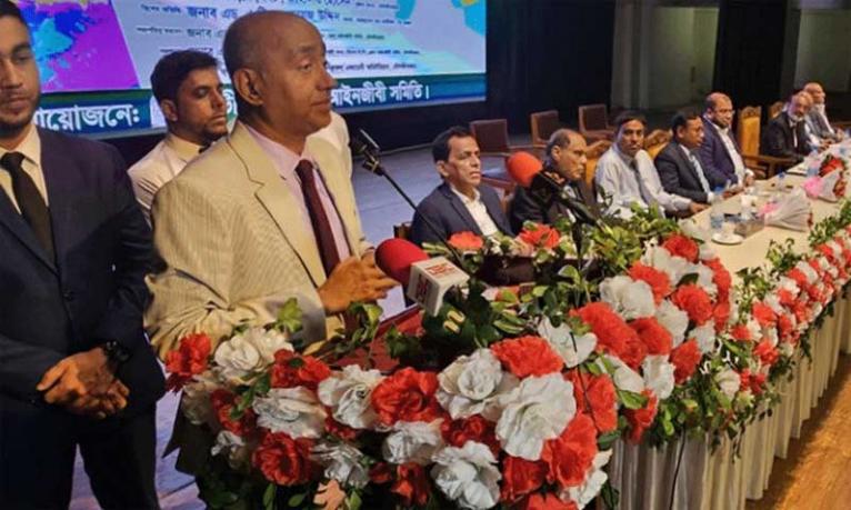হাসপাতালে জুলাই বিপ্লবে আহতদের ওপর থুতু ছিটান হাসিনা