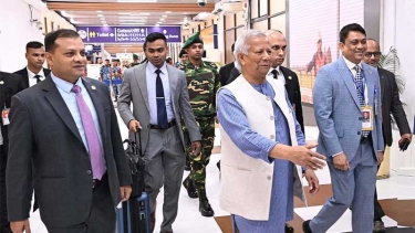 চার দিনের সফর শেষে দেশে ফিরেছেন প্রধান উপদেষ্টা