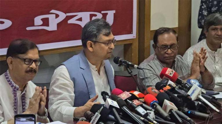 সরকারের দায়মুক্তি লন্ডন বৈঠকের প্রসঙ্গ ছিল না : সালাহউদ্দিন আহমেদ