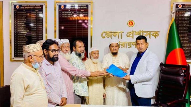 ফতুল্লা-সিদ্ধিরগঞ্জে জলাবদ্ধতা ও রাস্তার দুরবস্থার সমাধানের দাবি