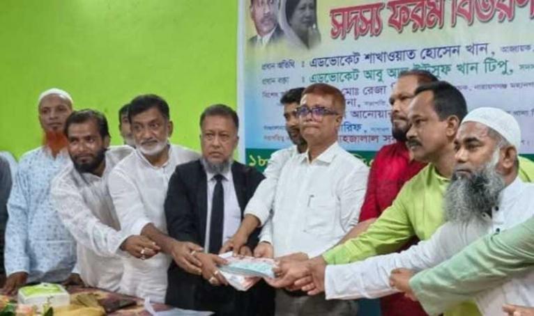 দেশি-বিদেশি ষড়যন্ত্রে নির্বাচন পিছানোর চেষ্টা চলছে : সাখাওয়াত