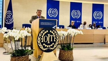 শ্রম অধিকার সুরক্ষা নিশ্চিত করতে চায় বাংলাদেশ: শ্রম উপদেষ্টা