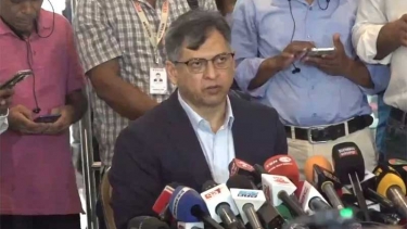 তত্ত্বাবধায়ক সরকারের অধীনে স্থানীয় নির্বাচন চায় না বিএনপি : সালাহ উদ্দিন আহমেদ
