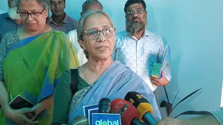 অন্তর্বর্তী সরকার সুষ্ঠু নির্বাচন দেয়ার চেষ্টা করছে: উপদেষ্টা ফরিদা