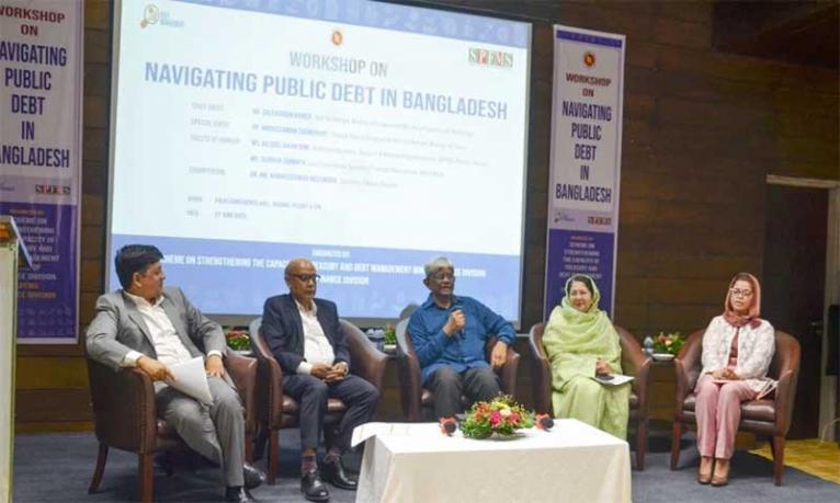 অপ্রয়োজনীয় প্রকল্প অনুমোদন থেকে বিরত থাকার আহ্বান সালেহউদ্দিন আহমেদের