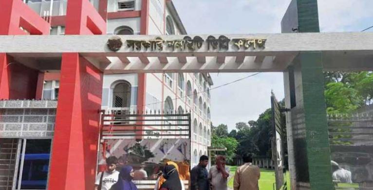 এইচএসসি পরীক্ষার প্রথম দিনে ৯ শিক্ষককে অব্যাহতি, ৩ পরীক্ষার্থী বহিষ্কার