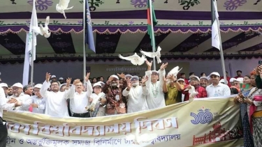 দেশে সংকট হলে ঢাকা বিশ্ববিদ্যালয় পথ দেখায় : দুদু