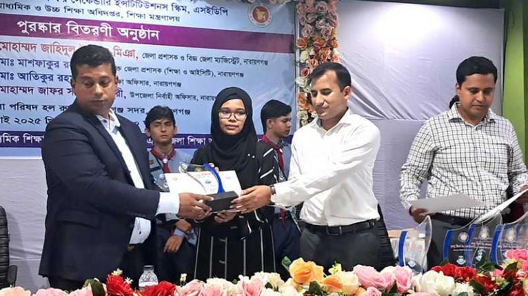 শুধু পাশ করলেই সু-শিক্ষিত হওয়া যায় না: ডিসি