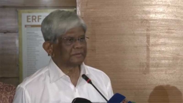 এসএমই খাতে প্রযুক্তির ব্যবহার বাড়ানোর তাগিদ অর্থ উপদেষ্টার