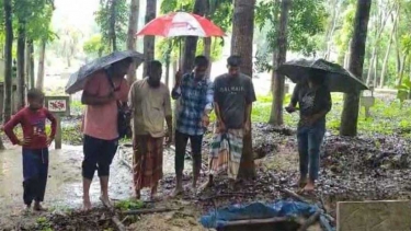 পাবনায় কবরস্থান থেকে ২১ কঙ্কাল চুরি