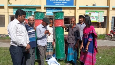 পেঁয়াজ সংরক্ষণে সরিষাবাড়ীতে বিনামূল্যে এয়ার ফ্লো মেশিন বিতরণ