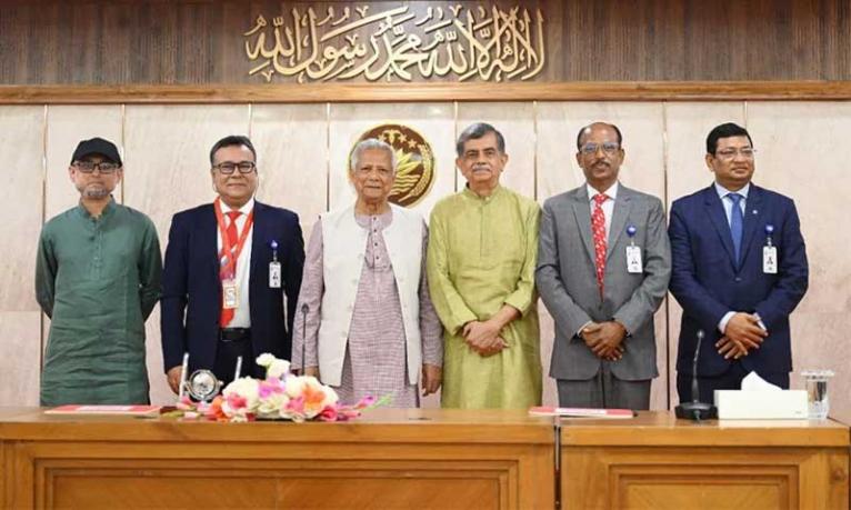 জুলাই অভ্যুত্থান স্মরণে মাসব্যাপী কর্মসূচির উদ্বোধন প্রধান উপদেষ্টার