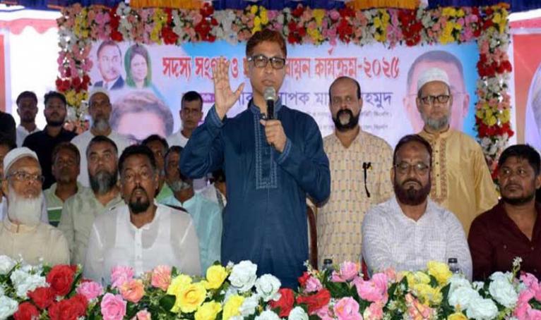 চেয়ার ঠিক রাখার জন্য দুই হাজার মানুষকে হত্যা করা হলো: মামুন মাহমুদ