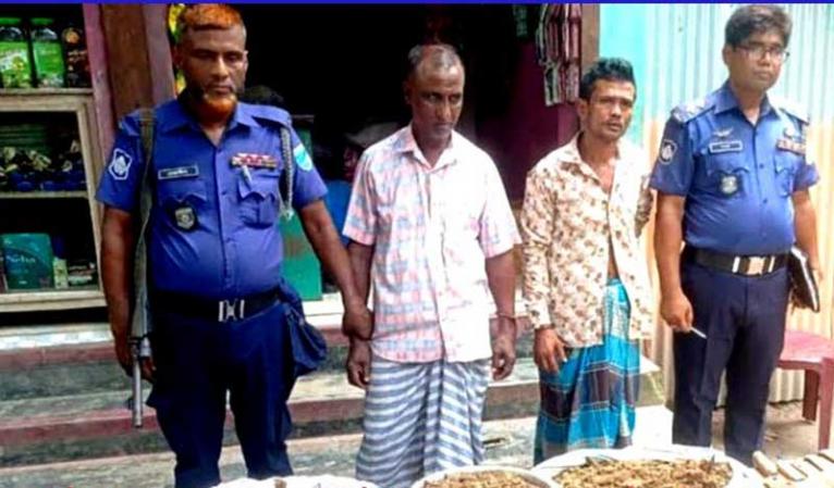 আড়াইহাজারে ২ ব্যাক্তি আটক, দেশীয় অস্ত্রসহ মাদক উদ্ধার