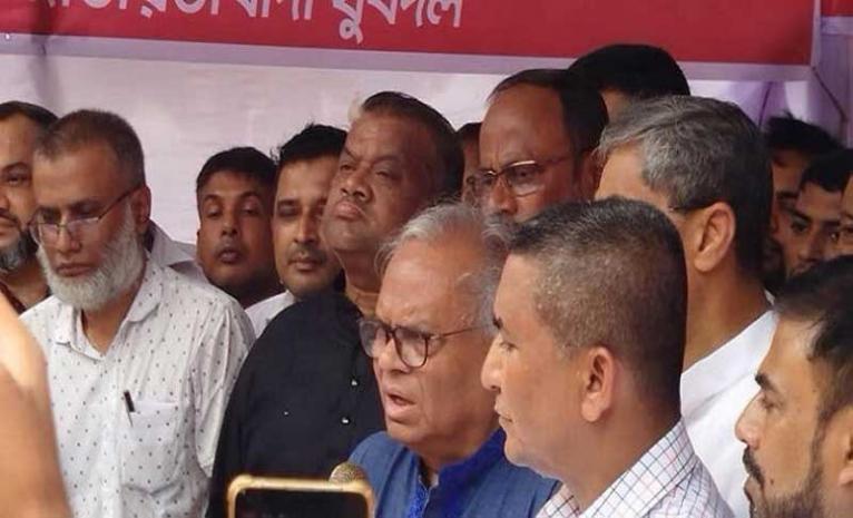 আর কোনো স্বপ্ন যেন অকালে ঝরে না যায়: রিজভী
