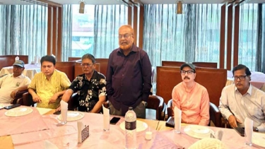 চরিত্র হনন নয়, সঠিক লেখনির মাধ্যমে না.গঞ্জের সুনাম বাড়াতে হবে: গিয়াসউদ্দিন