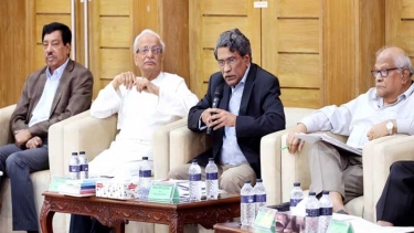রাষ্ট্র সংস্কারের মৌলিক বিষয়ে একমত হওয়ার আহ্বান আলী রীয়াজের