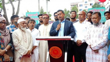 বৈষম্যহীন সমাজ গড়তে পারলেই সেই রক্তের প্রতিদান দেওয়া সম্ভব: ডিসি