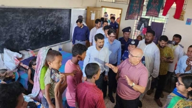 বন্যা নিয়ন্ত্রণ বাঁধ নির্মাণে সেনাবাহিনীর সম্পৃক্ততার কথা ভাবছে সরকার : উপদেষ্টা ফারুক ই আজম